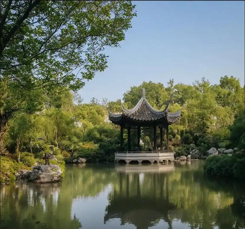 鞍山未来餐饮有限公司